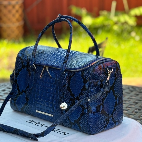 Rare!Brahmin Talulla Blue viper Ombre Melbourne Genuine Leather Travel bag large - Picture 3 of 11